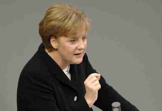 Angela Merkel strongly opposes a Greek default