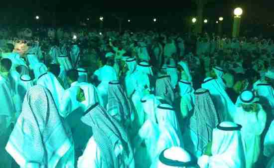 Kuwaitis in Kuwait City demonstrate to demand expulsion of Syrian ambassador (AFP)