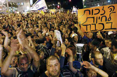 Protest rally in Tel Aviv on Saturday (Reuters)