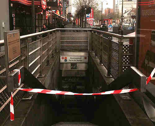 Closed metro entrance in Brussels on Saturday (EU Observer)