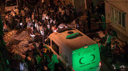 Ambulances arrive at the site of the Gaziantep terror attack (AFP)