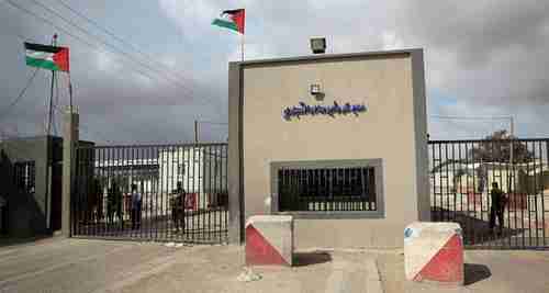 Gate of Kerem Shalom crossing, the main passage point for goods entering Gaza, whose closure was announced on Monday. (Abed Rahim Khatib/Flash90)