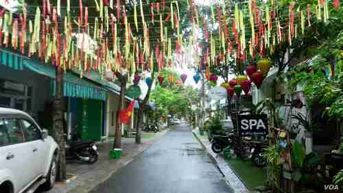 Danang, Vietnam, on Aug 17. The city was on lockdown and thousands had been evacuated because of the pandemic.  (VOA)