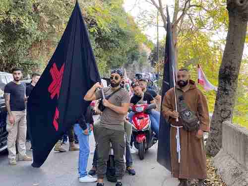 Christian protesters block the streets in Beirut (Al-Jazeera)